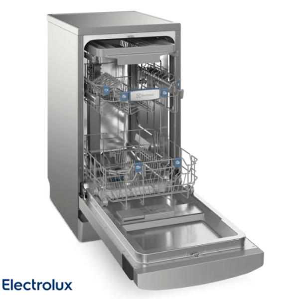 Lavavajillas Electrolux 10 Servicios con Higienizador PEQUEÑO GOLPE FRONTAL EHFE10T7MSBUS