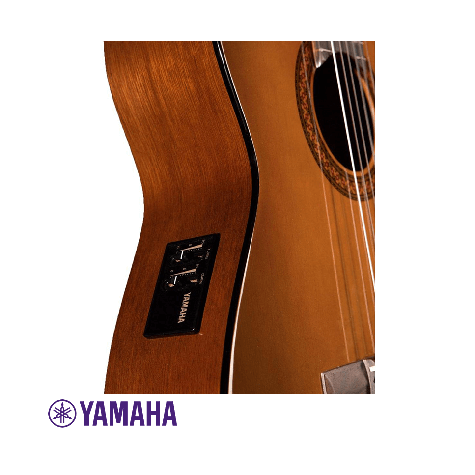 Guitarra ELECTROACÚSTICA YAMAHA con PRE AMPLIFICADOR CX40