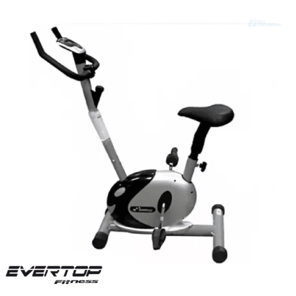 Vaporizador de Ropa Electrolux (Plancha Vertical) 1800W EGS20